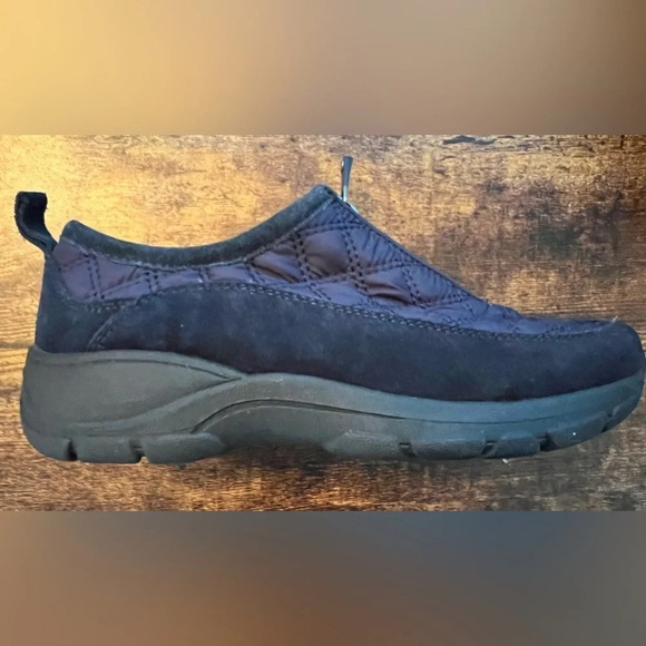 Lands End | womens zip moc shoes. Size: 7B - Picture 13 of 15